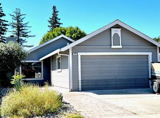 353 El Capitan Dr, Woodland, CA 95695