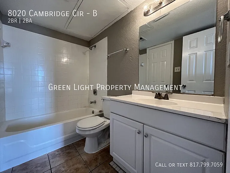 8020 Cambridge Cir #B — Photo 10