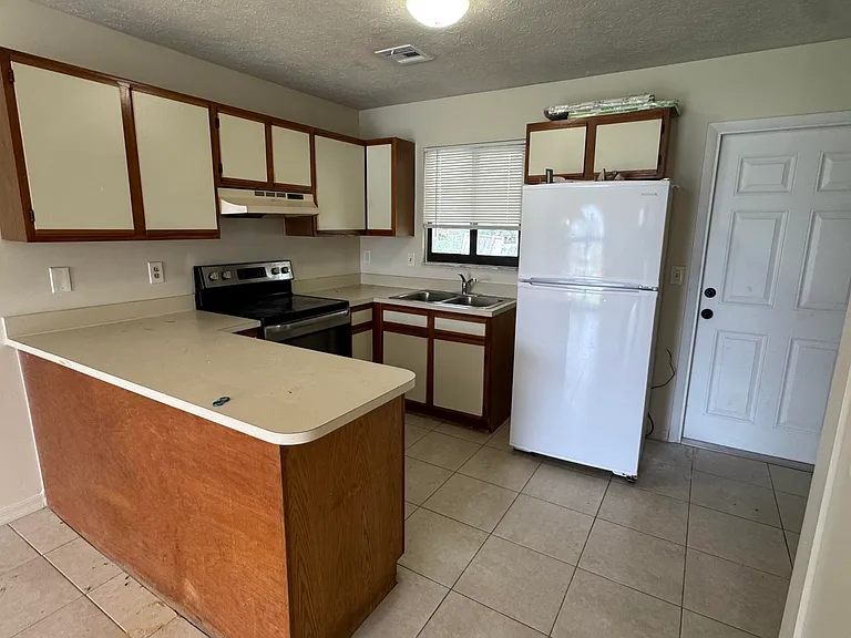 5045 SE Primrose Way — Photo 3