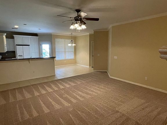 4th image of 11311 NW 121st Pl