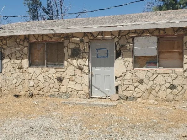 50100 Dolores Ave, Cabazon, CA 92230