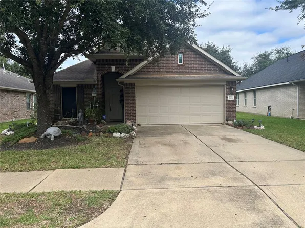 26118 Travis Brook Dr, Richmond, TX 77406