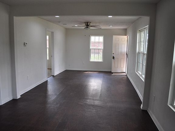 4th image of 436 N Bryant Ave