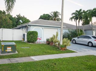 820 Lantern Tree Ln, Wellington, FL 33414