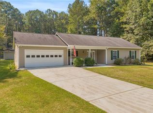 4010 Grove Trl, Loganville, GA 30052