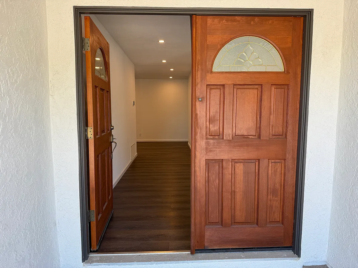 Building Photo - 1803 Debra Ln