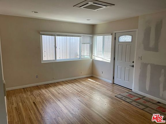 3rd image of 22013 Crespi St