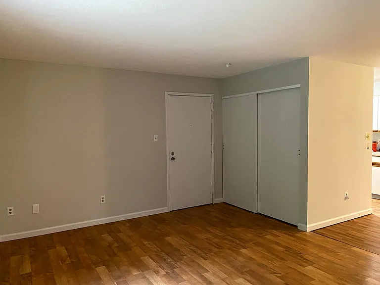 46 Village Brook Ln #2 — Photo 9