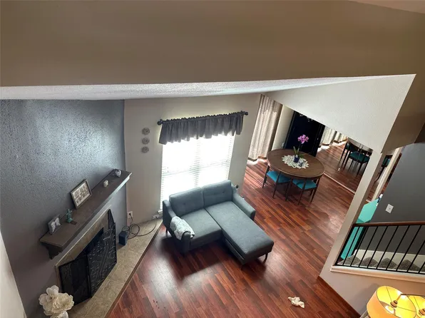 9707 Richmond Ave APT 92, Houston, TX 77042