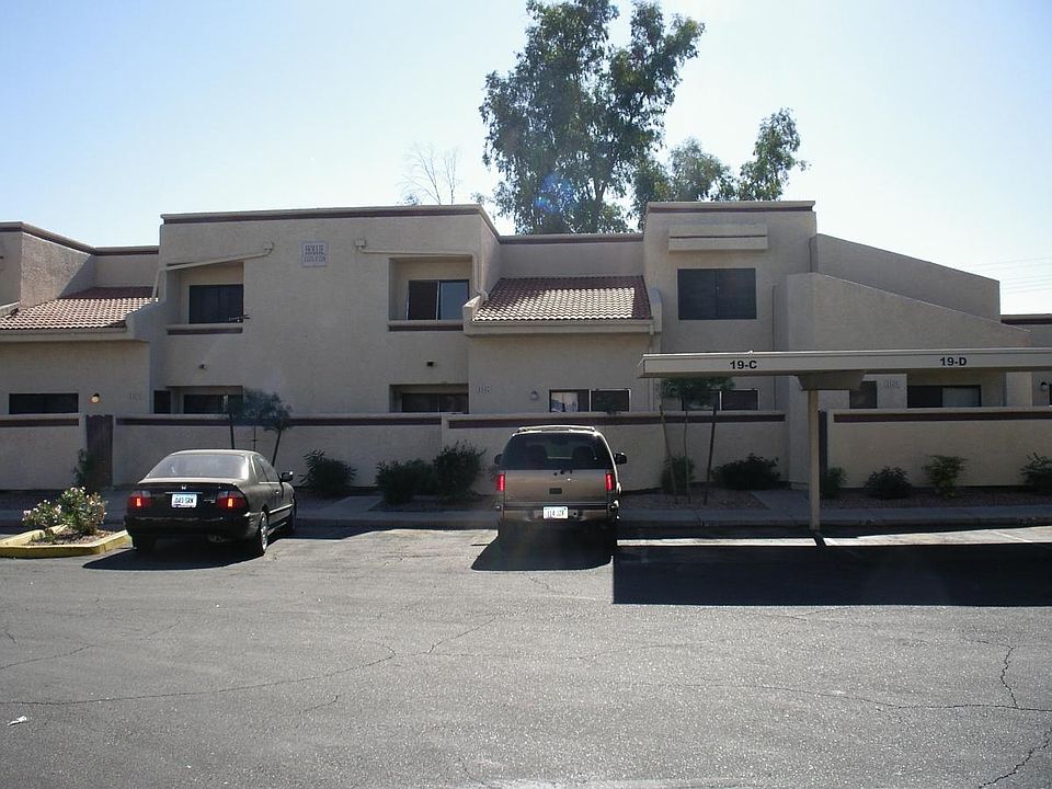 1st image of 850 S River Dr Unit 1101