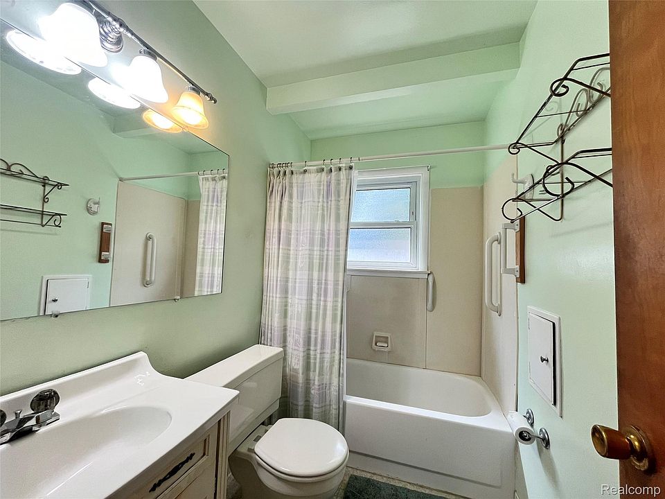 231 Walper Ave, photo 21