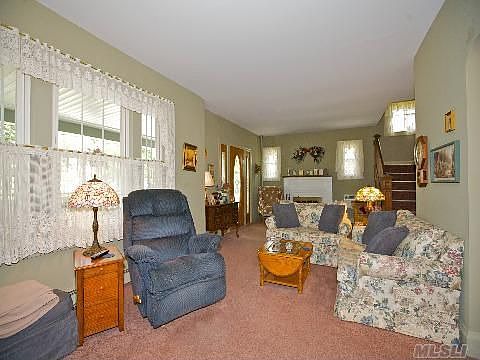 2nd image of 35 Burtis Ave