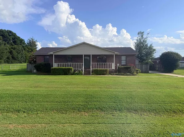 21610 Lovell Ln, Elkmont, AL 35620