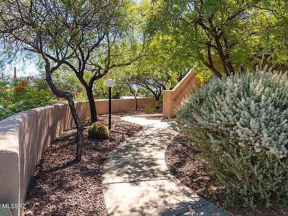 4th image of 695 W Vistoso Highlands Dr APT 116
