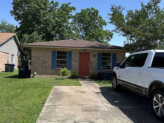 5th image of 1402 Gramma Ct