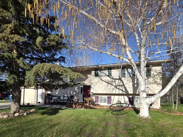 2008 Pima Dr, Sheridan, WY 82801