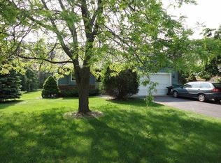 2937 Ontario Rd, Saint Paul, MN 55117