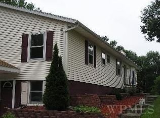 252 Masten Rd, Pleasant Valley, NY 12569