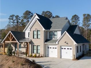 252 W Old Pendleton Rd, Central, SC 29630