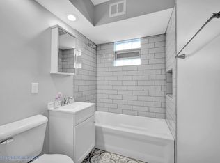 2140 Davis Ave, Whiting, IN 46394