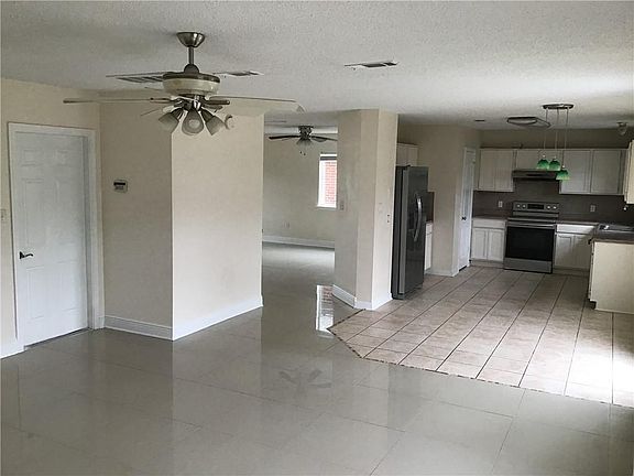 2nd image of 2313 Penndale Ln