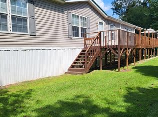 302 White Deer Ln, Prestonsburg, KY 41653