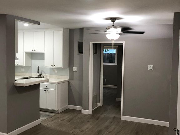 3rd image of 2150 N Beachwood Dr #4
