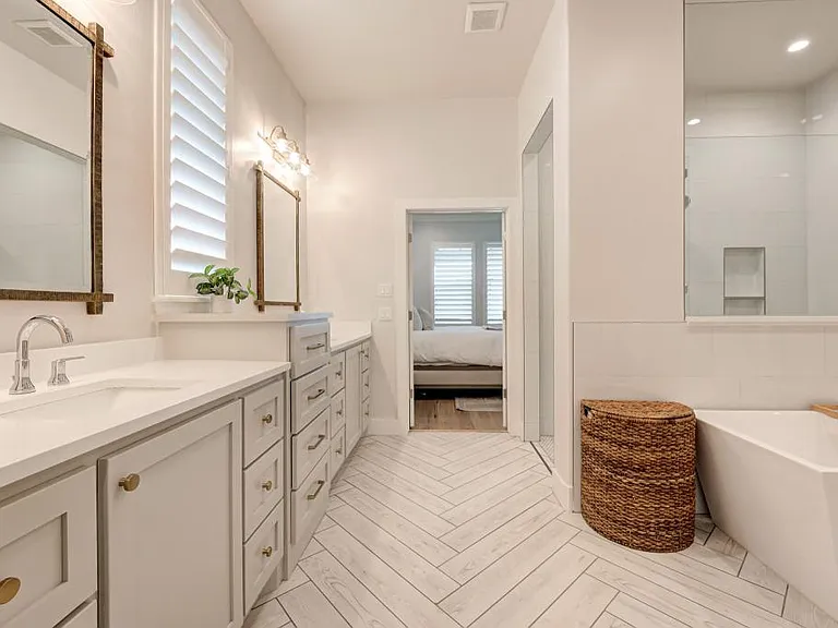 209 Pont De Normandie Ct — Photo 30