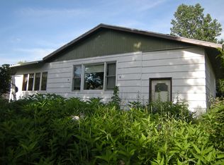 W9592 State Road 76, New London, WI 54961