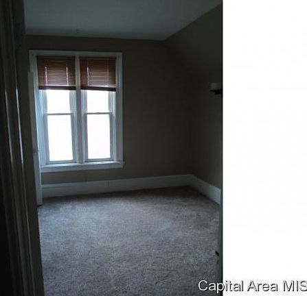 4th image of 914 W North St