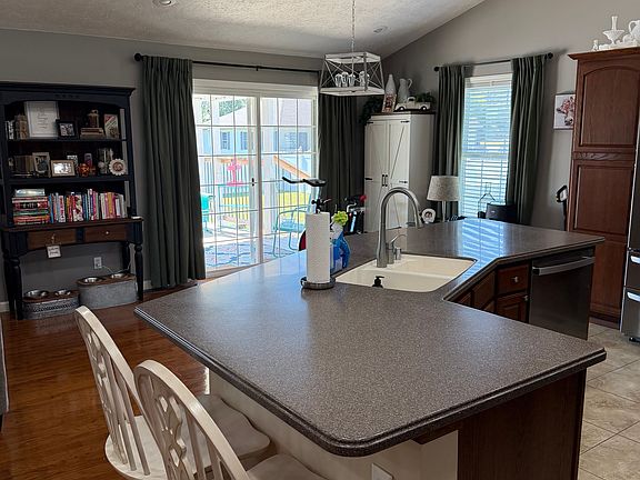 5th image of 485 Smiths Ln