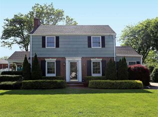 1943 Newell Rd, Merrick, NY 11566