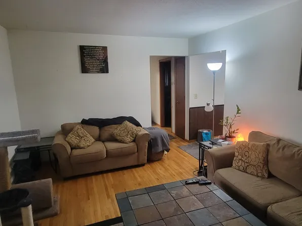 7433 Able St NE, Minneapolis, MN 55432