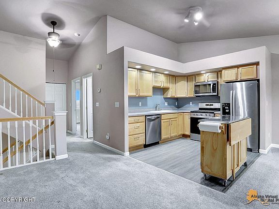 5th image of 280 E Susitna Ave APT B