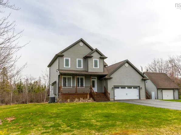 88 Ridge Wood Ct, East Hants, NS B2S 0A8