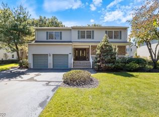 508 Grove St, Ridgewood, NJ 07450