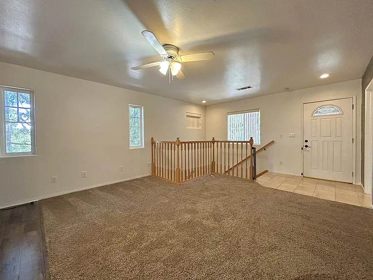198 Pine Ridge Rd — Photo 6