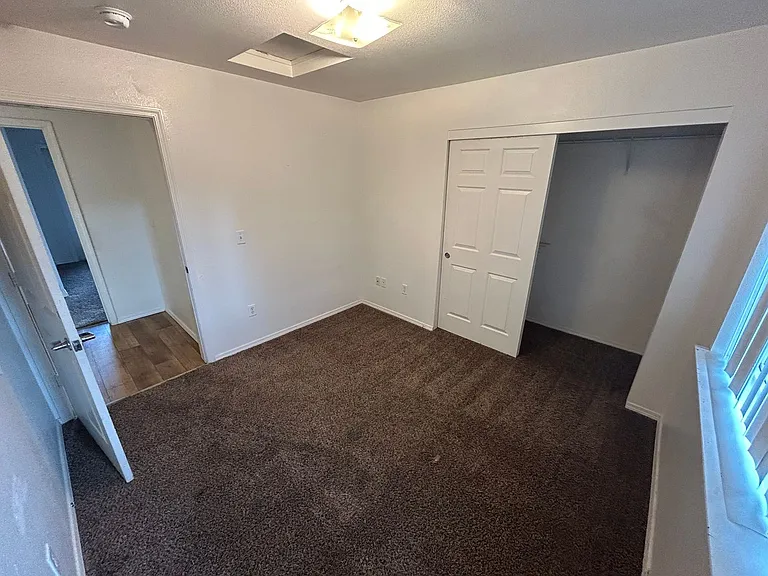 615 Eagle Dr — Photo 8