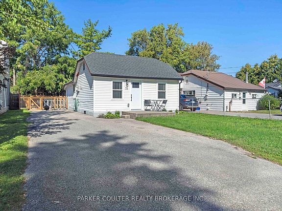 2nd image of 71 Curtis St