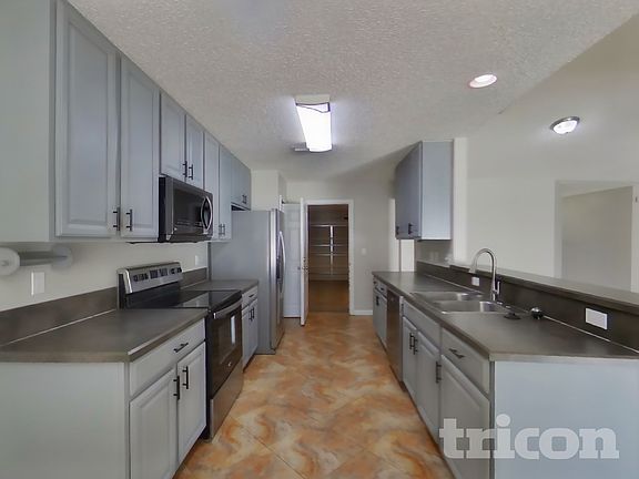 5th image of 6669 Southern Oaks Dr