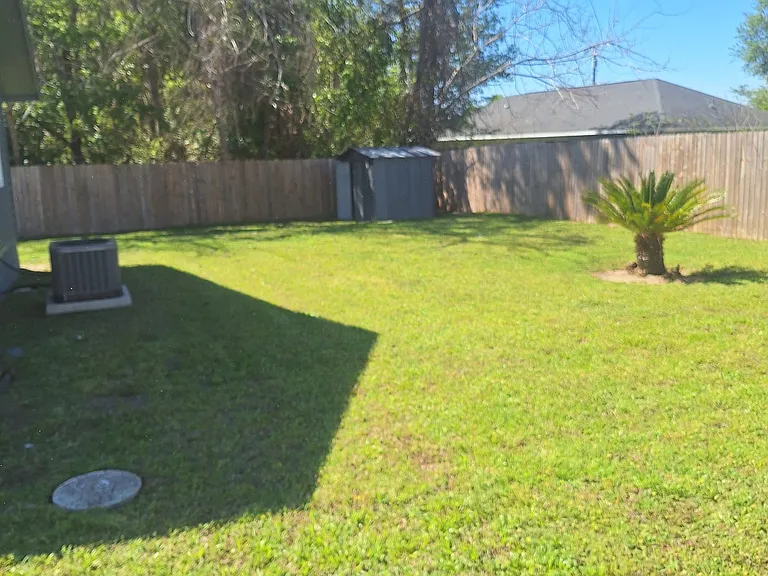 705 NW 64th Pl — Photo 12