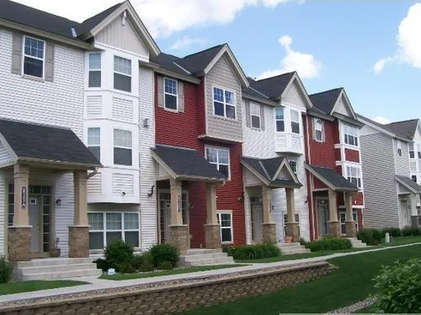 3711 Hazel Trl Unit B, Woodbury, MN 55129