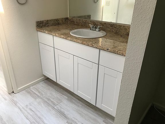 5th image of 5708 141st Pl SE