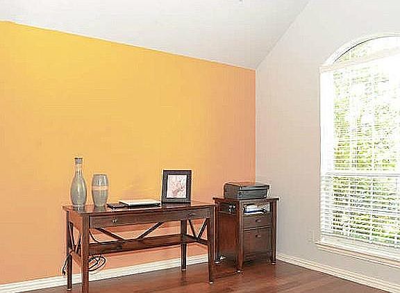 4th image of 2416 Deerwood Dr