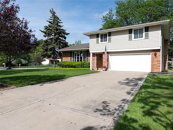 2nd image of 7467 S Cricket Ln