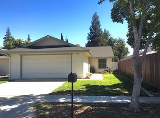 2026 N Garden Ave, Fresno, CA