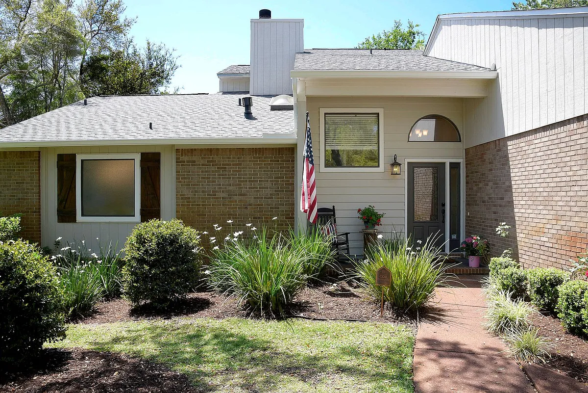 Building Photo - 416 Aruba Way