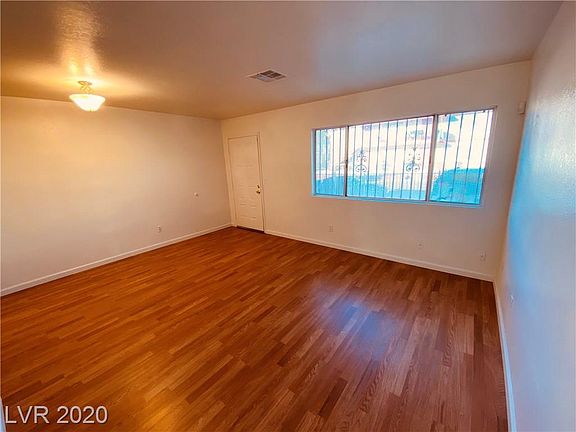 4th image of 4765 Thunderbolt Ave #2014