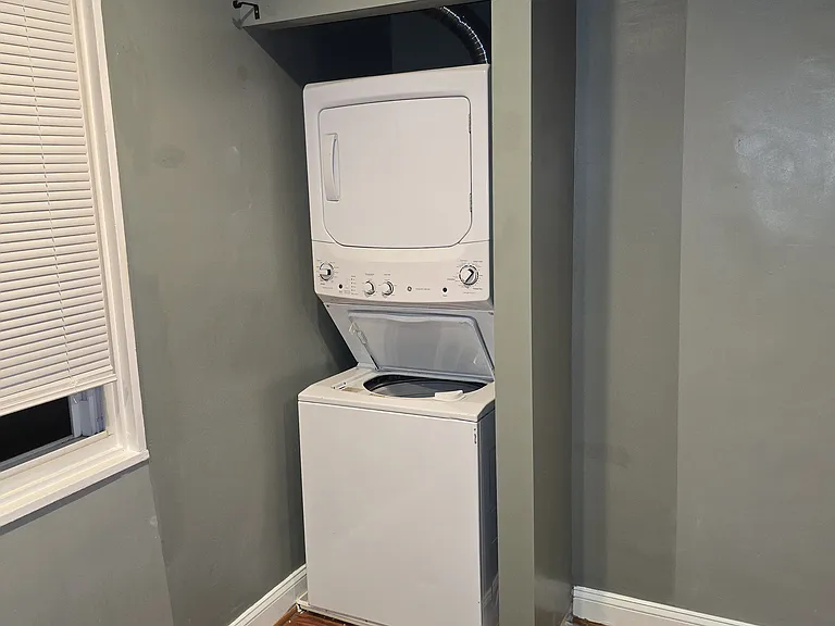 4504 Hunt Pl NE #2 — Photo 18