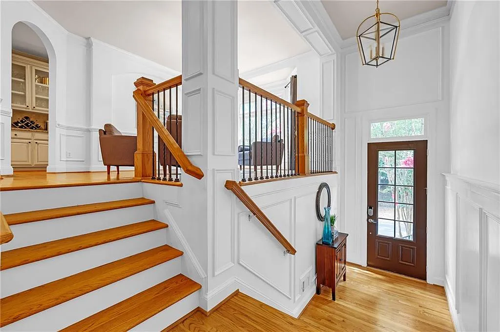 3 bed, 3.5 bath, 2860 sqft, $3,350 — Photo 4